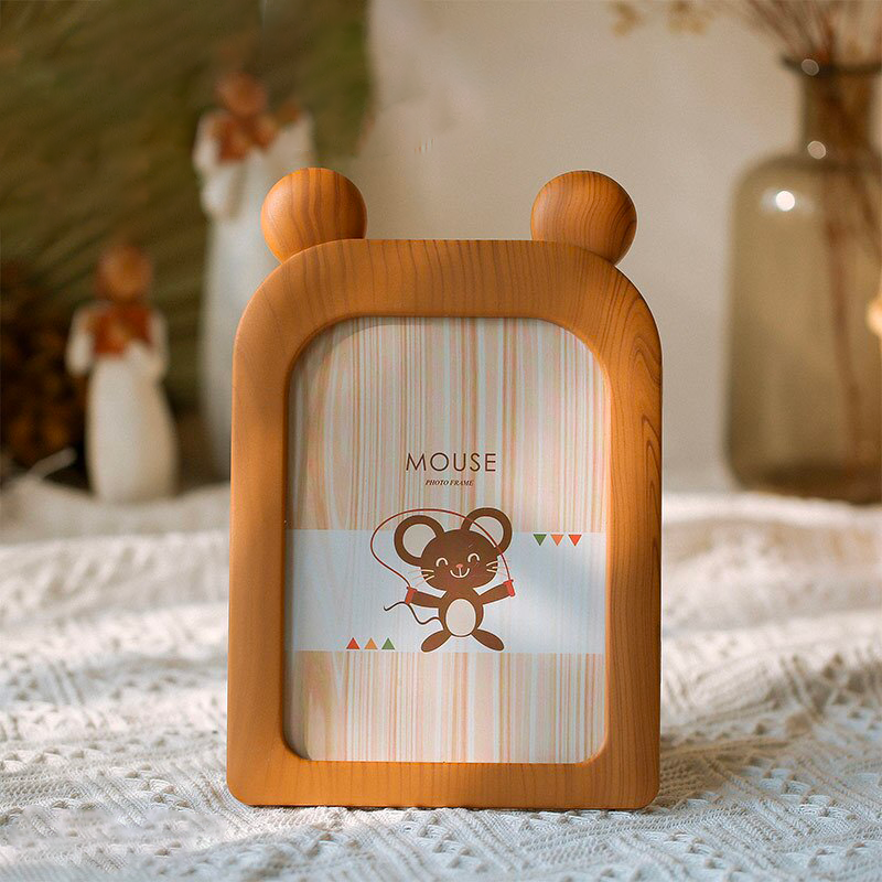 Cartes étapes Bébé beiges avec motifs tendances et dorure Cartes étapes Bébé beiges avec motifs tendances et dorure